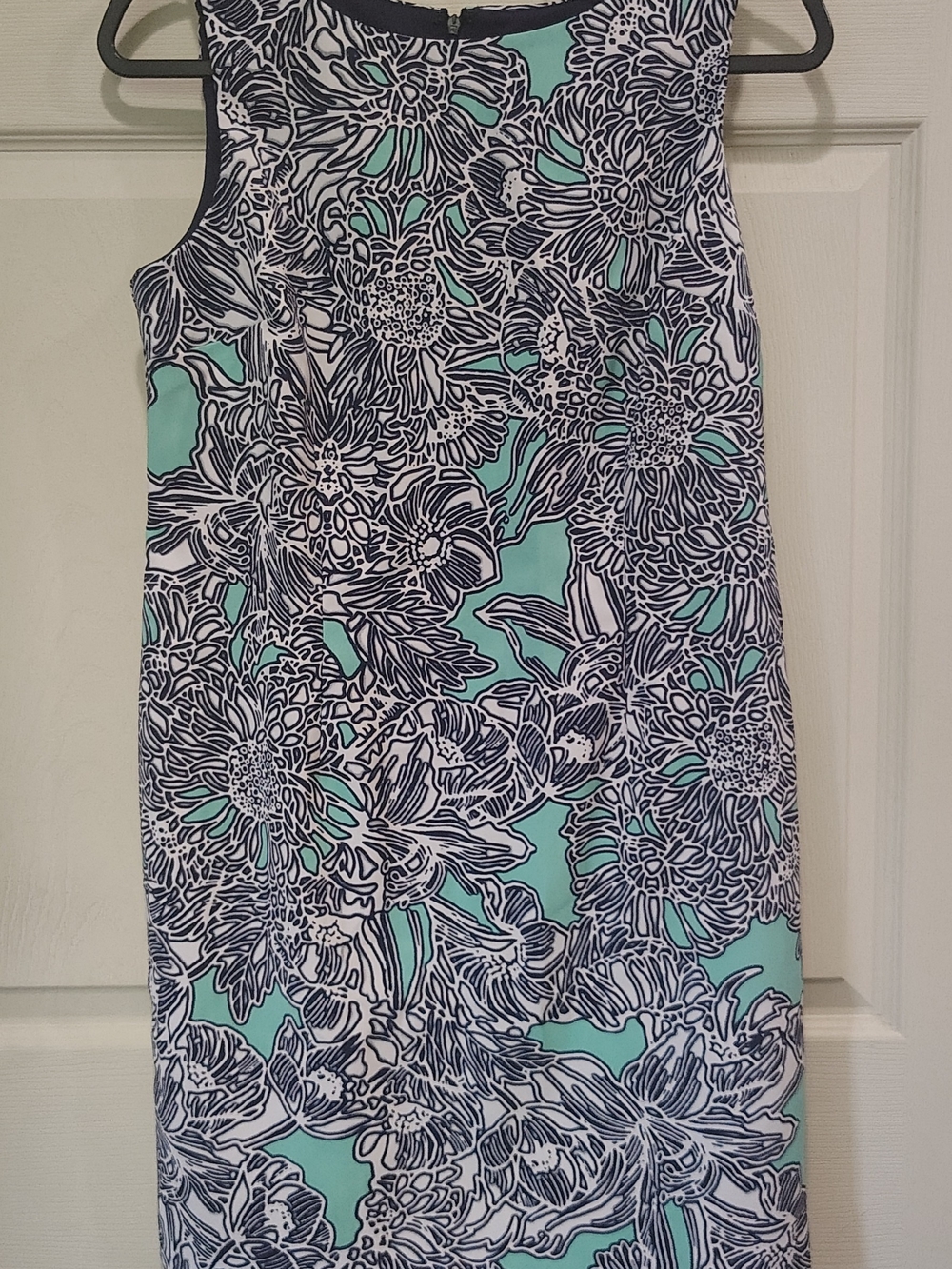 Amanda Lane Aqua and Navy Floral Sleeveless Midi Dress. Size 10P